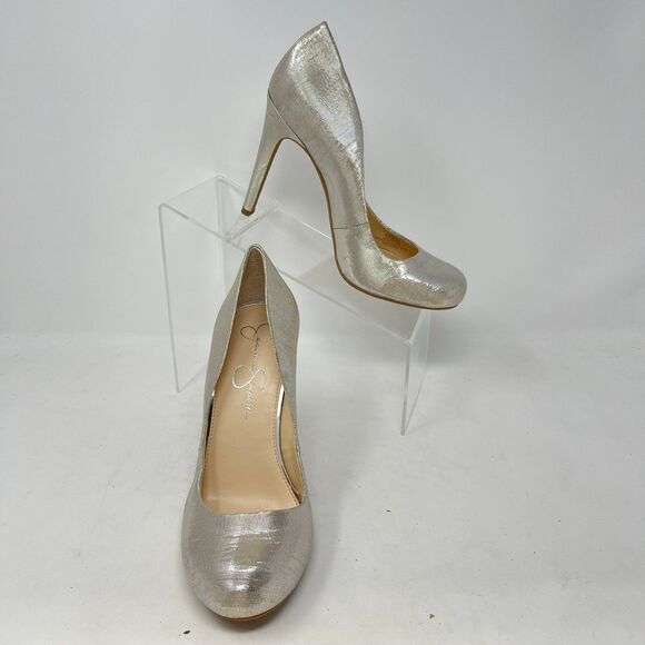 Jessica Simpson Calie Pumps - Hit the streets in sleek style! 8.5 - Picture 1 of 11